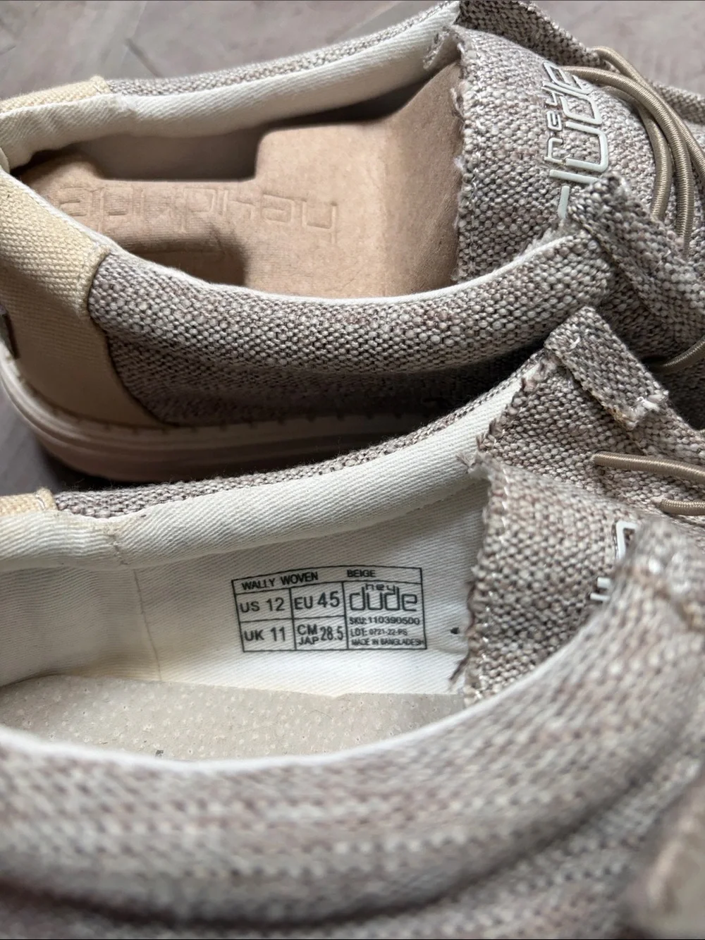 Hey Dude lightweight woven
